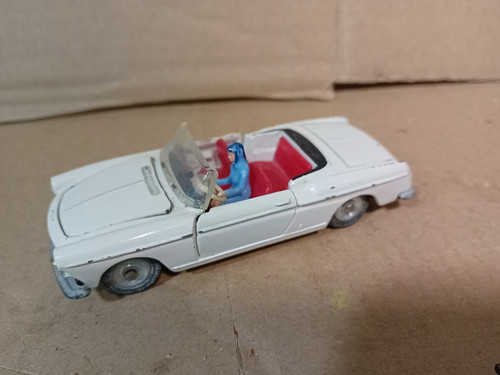 528 peugeot 404 pininfarina - 528,