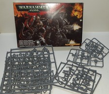 Warhammer boite Space marines du chaos figurines en plastique 2002