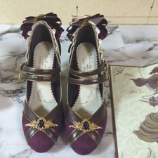 Escarpins Attack on Titan x Mayla Classic Collaboration modèle Hanji Zoe tail...