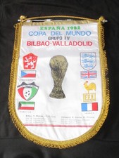FRANCE ANGLETERRE KOWEIT TCHECOSLOVAQUIE ESPANA 1982 WC fanion wimpel pennant XL