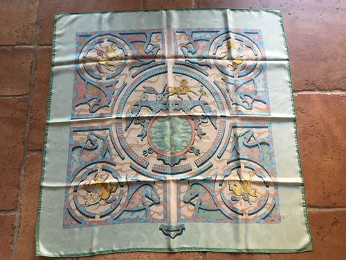 Foulard carré hermès - foulard,