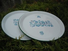 2 GRANDS PLATEAUX EMAILLES