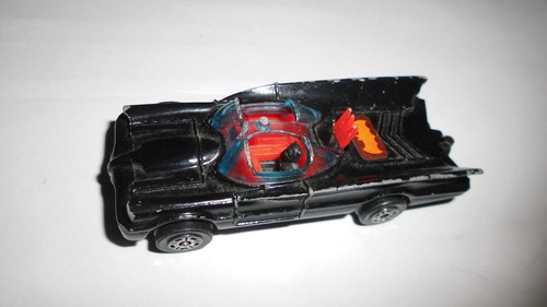 Corgi batmobile 7cm - env,