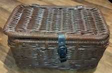 Coffre/ malle de voyage en rotin