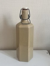 Bouteille en grès 