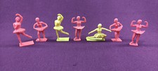 7 danseuses figurines