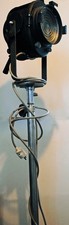 très beau projecteur lumière " CREMER "  - pied en fonte