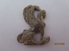 Ancienne statuette représentant un sphinx d'origine romaine (à identifier)