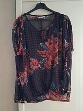 Tunique en voile neuve taille 52-54