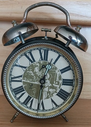 Ancien réveil mécanique jaz - ancien,