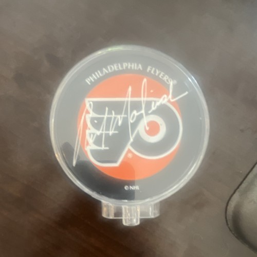 Rick macleish signed puck nhl - rick,