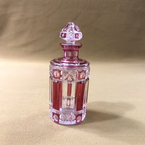 Flacon parfum des - à,
