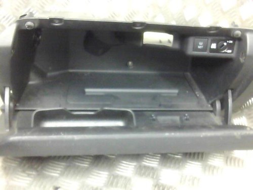 Boite gants volkswagen polo - volkswagen,