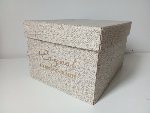 Boite originale poupée - boite,