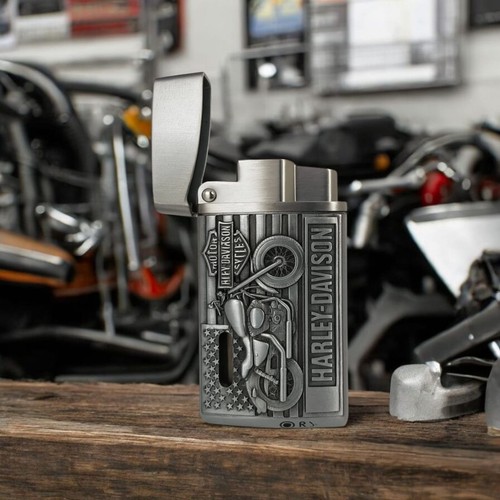Briquet moto métal gravé