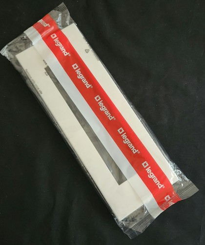Plaque finition legrand - plaque,