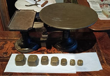 Ancienne Balance En Fonte Avec