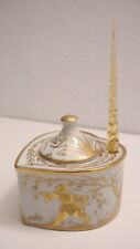 Ancien Encrier en porcelaine rehaussé d'or décor chinois Inkwell Plume verre 19e