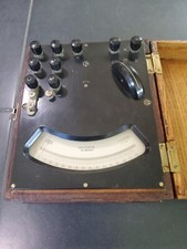 SNCF CHAUVIN ARNOUX Wattmètre ancien prècision bakelite coffret bois déco indus