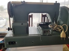 machine à coudre Omnia Année