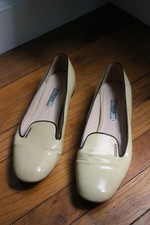 Prada mocassins en cuir verni