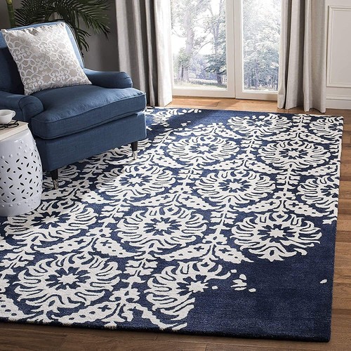 Tapis moderne touffeté
