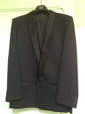 Costume HOMME Pierre CARDIN noir Veste et Pantalon Rayures en Satin