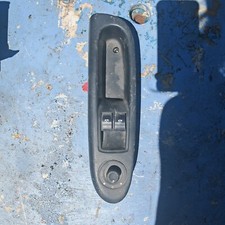 BOUTON LEVE VITRE + REGLAGE RETRO RENAULT CLIO2 1.6 16V 2004