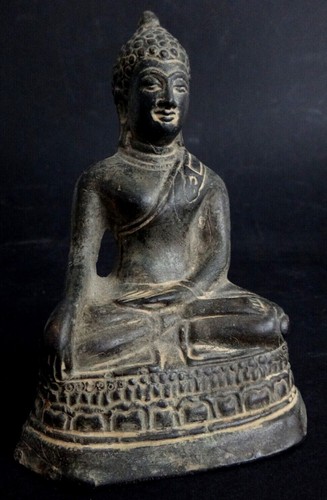 Ancienne sculpture bouddha