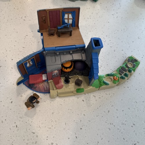 Harry potter hagrids hut 2001 - potter,