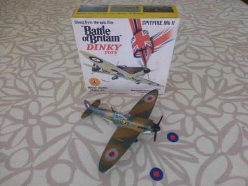 Dinky toys avion - 719, spitfire