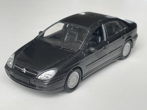 Citroen gris 2000 43 - c5,