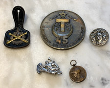 Médailles insignes - et,