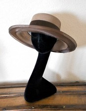 Chapeau vintage en paille