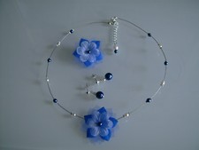 Parure/Femme/Enfant Collier Fleur Bleu roi/Marine robe Cérémonie/Mariage/Mariée