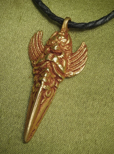 Phurba pendentif amulett or - pendentif,