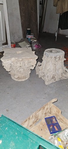Ancienne paire chapiteaux - ancienne,