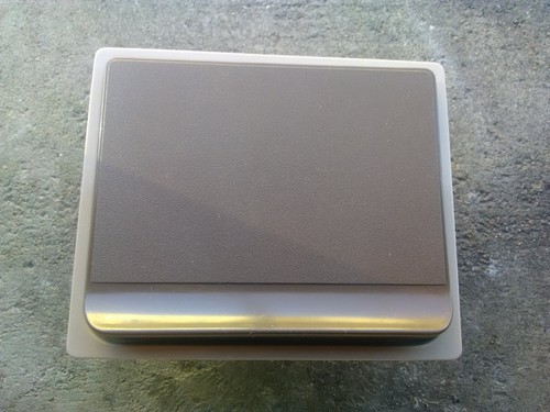Bouton poussoir 10a 250v - 1x,