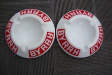 2 ancienS cendriers  BYRRH 