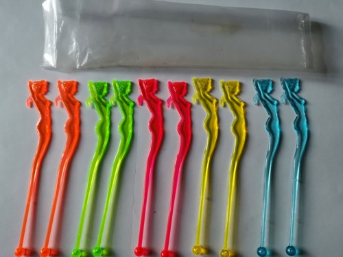 Touilleurs pin esprit aslan - up,