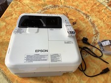 video projecteur epson Eb675WI