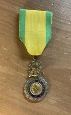 Medaille militaire francaise - medaille,