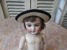 Chapeau ancien en paille de