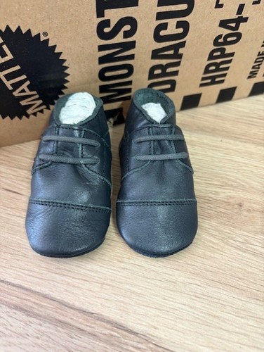 Chaussons bébé cuir - chaussons,