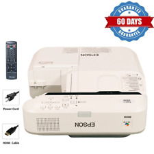 Ultra Courte Focale 3LCD