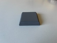 socle en bois peint en gris foncé pour figurines et maquettes 9 X 8,7 cm