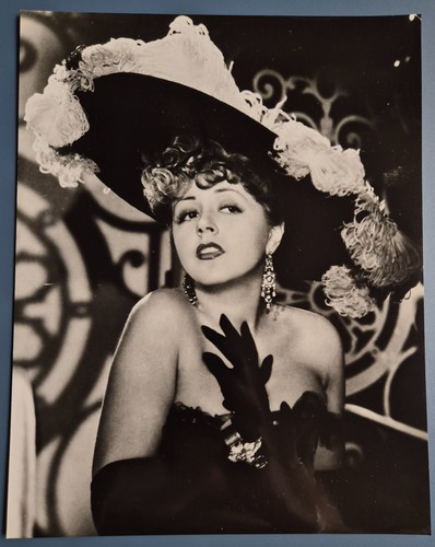 Suzy delair quai - delair,