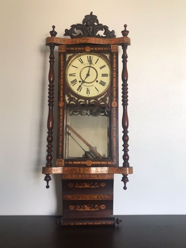 Horloge murale ancienne