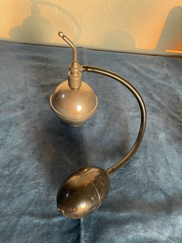 Ancien flacon atomiseur - , de