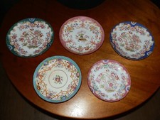 ENSEMBLE DE CINQ COUPELLES SARREGUEMINES MINTON  DECORS DIVERS